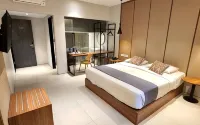 Hotel Cemerlang - parking