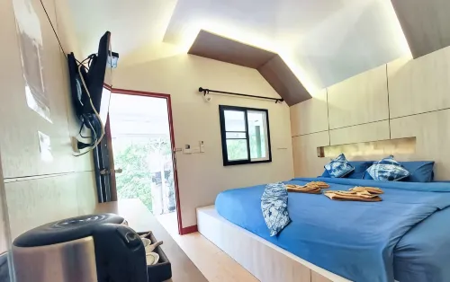 Charming Lipe Beach Resort