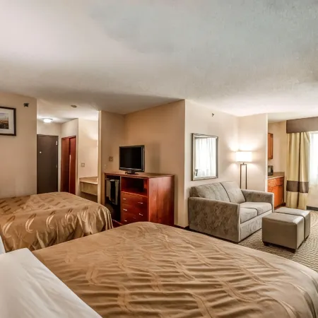 Country Inn & Suites by Radisson, Muskegon, MI