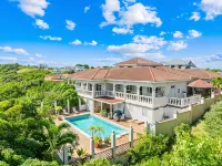 Beautiful supersize villa perfect for larger families and groups. Sleeps 22 - 3-Star