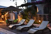 Holiday Beach Resort Santorini