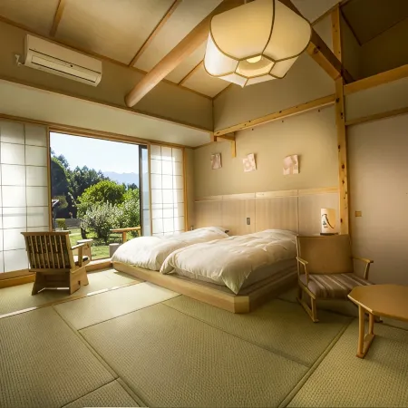 Tsutaya Tokinoyado Kazari