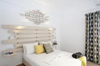 Yanna Asteri Suites - Condos