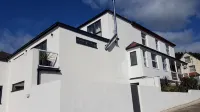 Charnwood Guest House - parking