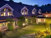 هوتل هيدن، مجموعة فنادق بست ويسترن سيجنيتشر Hotels near سنتروم