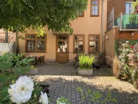 Pension Sternchen, ground floor apartment in the rear building - 2 estrellas
