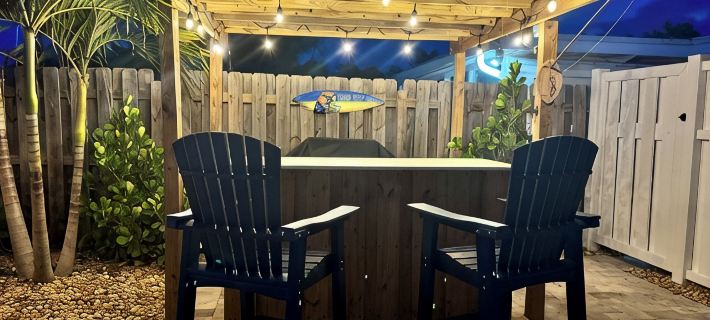 SC3 11th in Kcb. Old Charm 2-2 Private Pool&Dock, Tikis, Outdoor Bar & Grilled. Các khách sạn ở Marathon