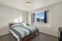 Idahome Away From Home - 3-Star