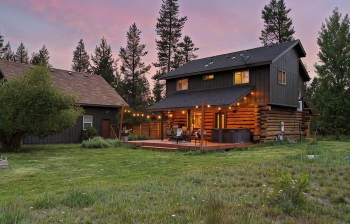 Cascade Getaway, Hot Tub, Fenced Acre, Pet Friendly