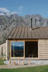 Jacks Point Earth House, Mountain View & Fireplace - Homestays