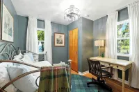 Adorable, Peaceful Retreat In Premier Fort Wayne Location, Sycamore House