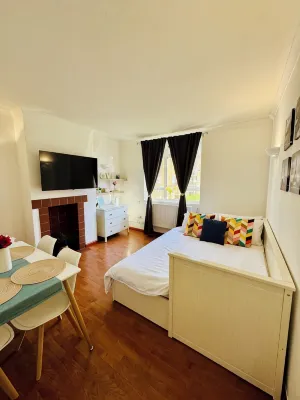 Vauxhall, river Thames, Big Ben Retreat, Central London family Stay - Bungalows
