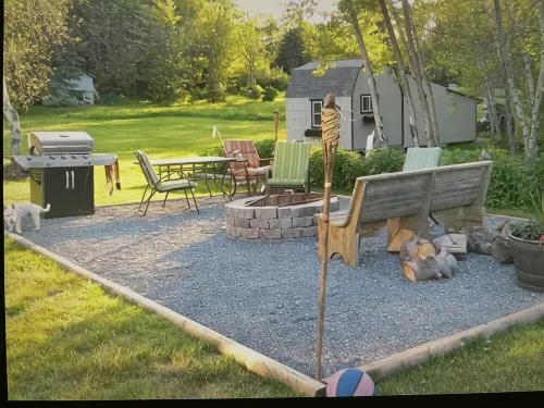 Acadia Retreat- 3 Bedroom, 2 Bath on Two Private Serene Acres - Homestays