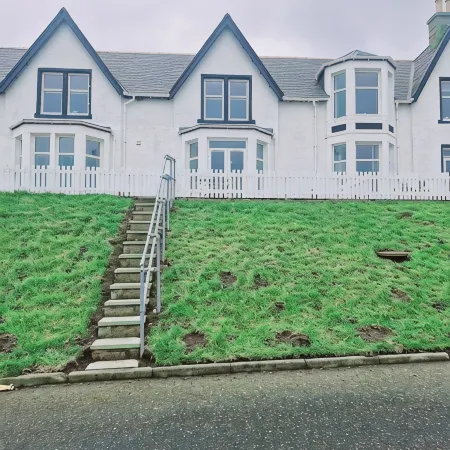 The Beaches, beachfront 2 bed home with seaviews in Banff Aberdeenshire