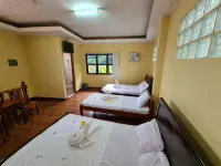 La-Familia Guest House - 2 stelle