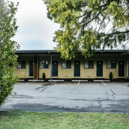 High Street Motor Inn & Steakhouse