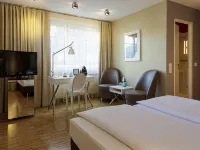 Hotel Santo Hotels near Mediapark