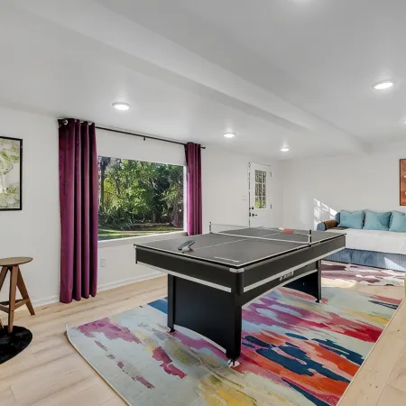 Spacious 4BD - Central Stay w/ Backyard & Games