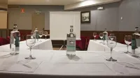 بي آند بي هوتول زاراجوزا رويال