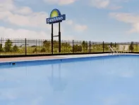 Days Inn by Wyndham Seymour