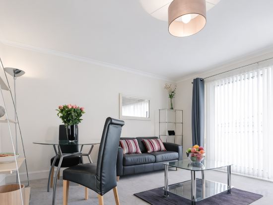 Roomspace Serviced Apartments - Cascades Court