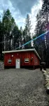 Just Minutes from Lake Koocanusa and Hunting, Boating and Fishing. - Chalets