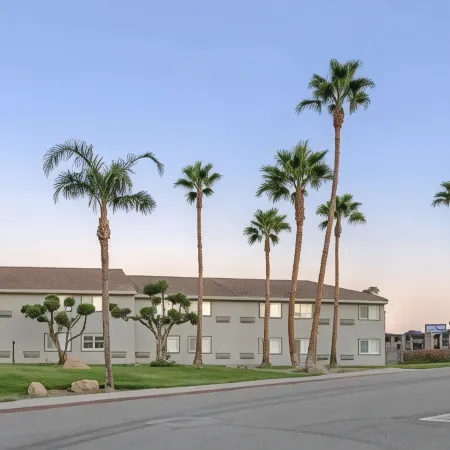Quality Inn Kettleman City near Hwy 41