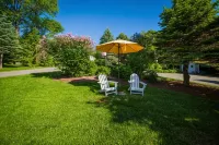 Strawberry Hill Seaside Inn - Ocean View