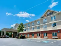 Comfort Inn & Suites Augusta Fort Eisenhower Area Hotels near Augusta Technical College