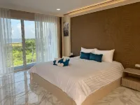 Siam Sky Pattaya Hotel Hotels near Wat Khao Din Temple