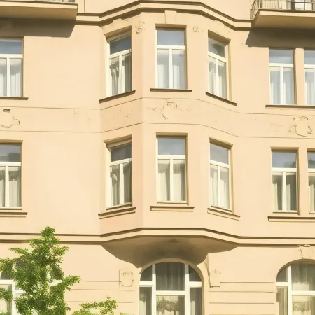 Hotel Golden Crown