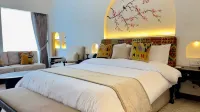 Sost Serena Hotel - 2-Star
