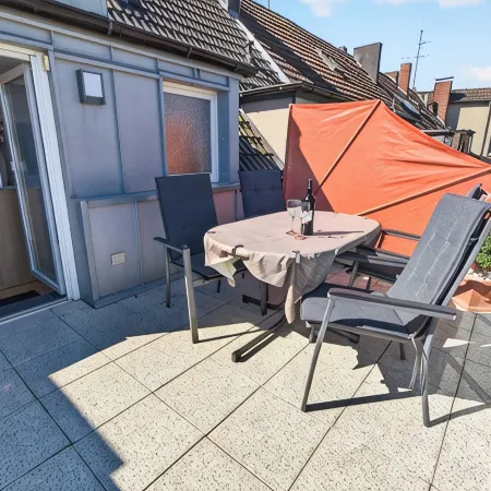 FeWo Galliet 2: 77Sqm, 12Sqm Roof Terrace, 2 Br, Quiet & Close to Trade Fair