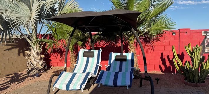 Swim up Oasis, Hot Tub, Game Room, 100” TV Hotels in Maricopa