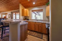 Cabin with horse boarding availability May thru October. - Alppimaja