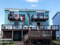 DIRECT OCEANFRONT Duplex with large decks next to Oceanana Fishing Pier. - 2-Star