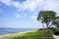 Our Attractive Vacation Apartment for 2 People with Excellent Facilities. - Homestays