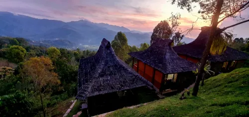 KELIMUTU PARADISO RESORT - parking