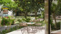 Urban Oasis Hostel