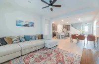 4BR/3.5BH Private Pool: 5M Airport, F1 & 2-Story - Private Pools