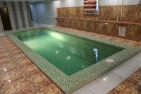 Gostinichny Kompleks "zolotoy Slon" - Pools