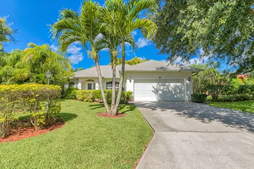 Private Heated Pool & Beach House: 3 King Beds , TVs throughout, 1000mbps WiFi - プール