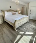 New building of 4 bedroom  in the Spring Creek Canmore near Banff - Pool