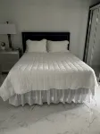 Luxury centric 1 bedroom apt - 5 min from the beach - 3 stjerner