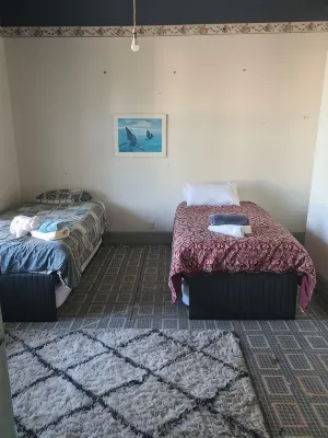 Room for everyone ..comfortablebeds for large groups