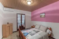 Grande Maison Spacieuse et Accueillante Située à Saint-leu - 2-نجوم