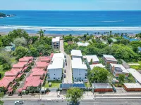 Brand New Luxury Spacious 12 Bedroom Ocean Front Luxury Villa South Jaco. - 4-Star