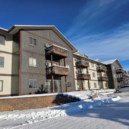 2 King Suites w/Private Baths, Near Deadwood & Terry Peak, Black Hills City View