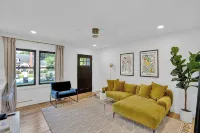 Quintessential 2-bedroom bungalow in the heart of Shandon in Columbia, SC. - Bungalows