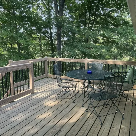 Renovated! Peaceful farm setting. Close to TTU, town and Cummins Falls.